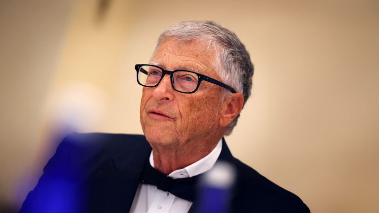 Bill Gates’ empire is shutting down in 2045