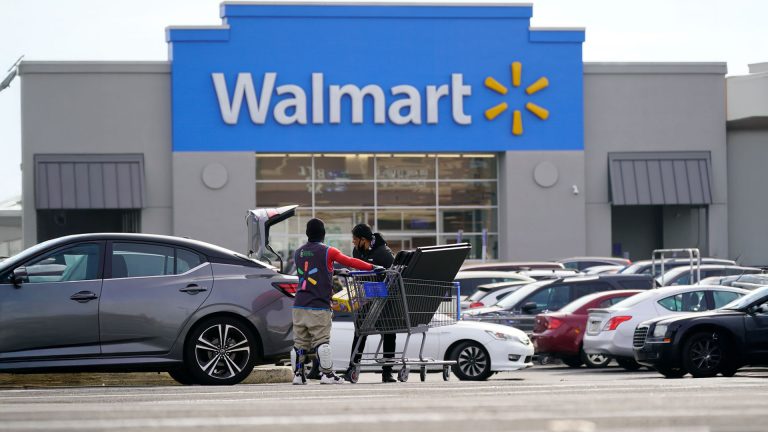 Walmart to Raise Prices Amid Ongoing Tariff Pressures