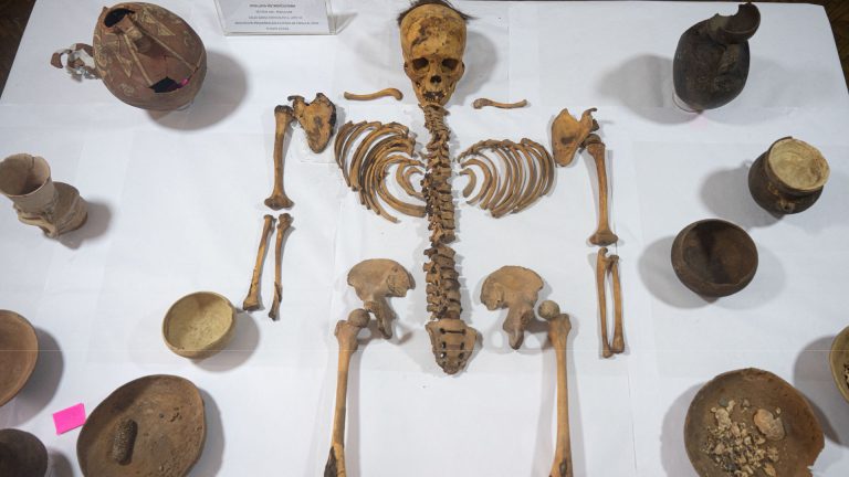 Gas Workers Find 1,000-Year-Old Mummy Beneath Lima’s Streets