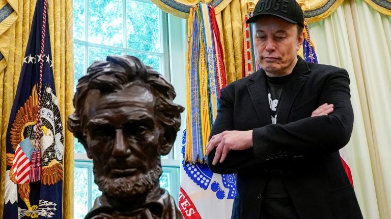 Musk Wants a Third Party. Can He?