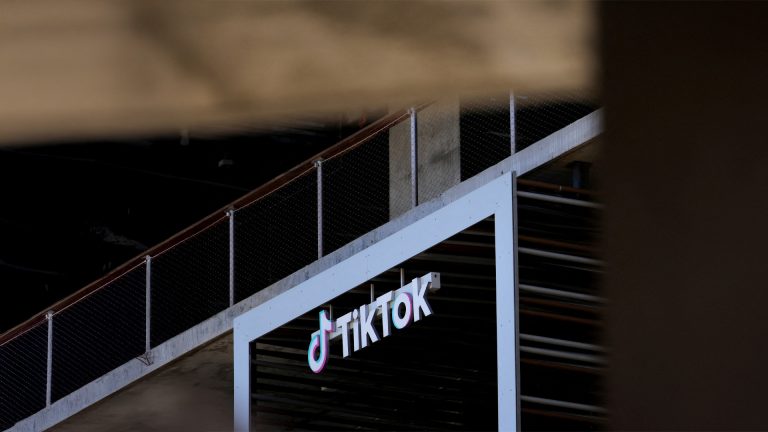 Trump Extends TikTok Deadline Again