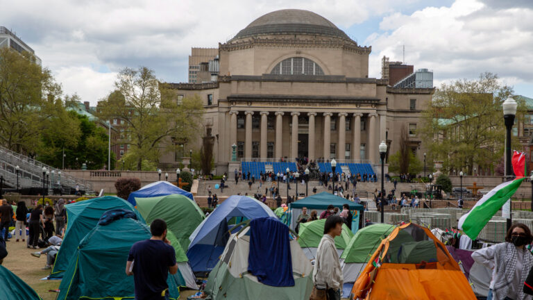 Columbia University to Pay $200M+ to Settle Trump Investigations