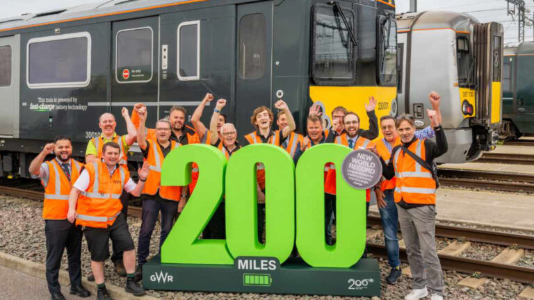 UK Train Breaks World Record: 200 Miles Without Diesel