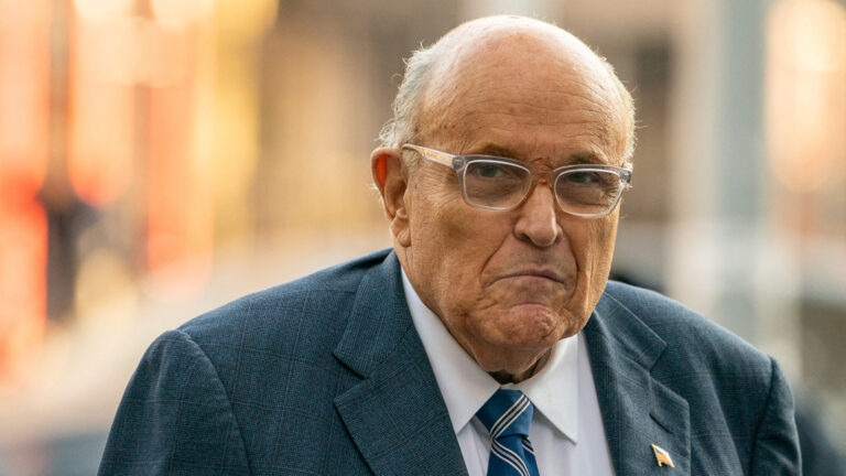 Former NYC Mayor Rudy Giuliani Injured in Crash