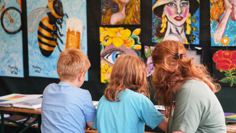 Tilburg Turns Red: Thousands Celebrate Global Redhead Days