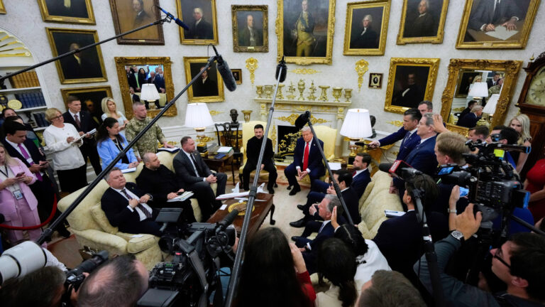 Trump’s Golden Touch on the White House