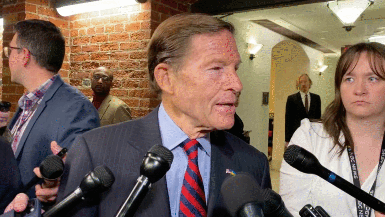 Blumenthal Calls On Trump to End Shutdown