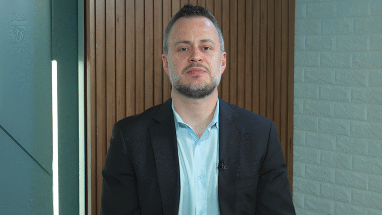 Trump Administration Pressures Iraq to Distance Itself From Iran