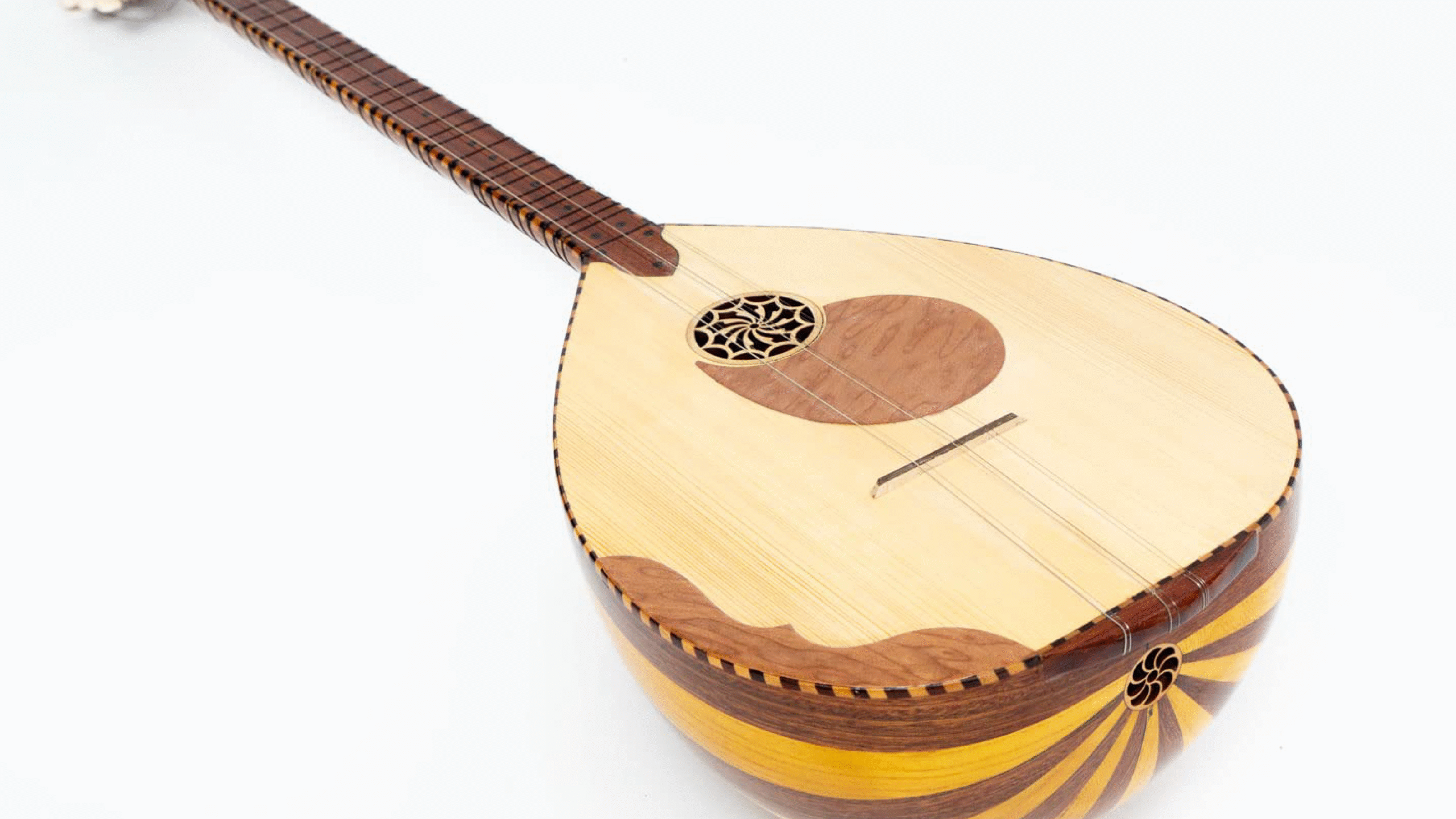 Echoes of Kurdistan: The Buzuq’s Story of Music and Identity