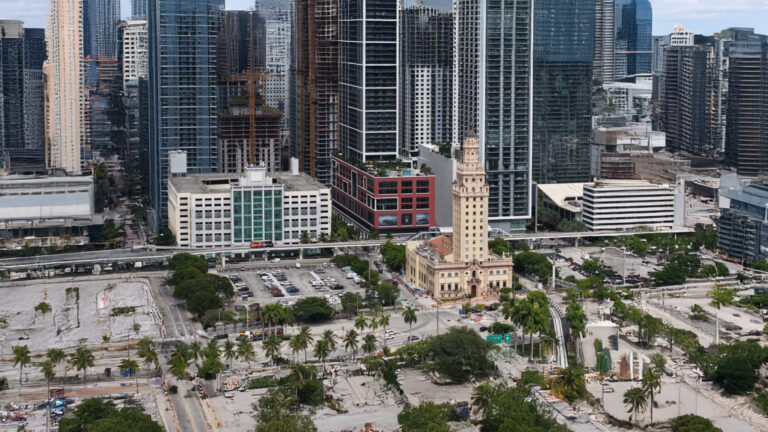 What’s Behind the Legal Dispute Over Trump’s Future Presidential Library