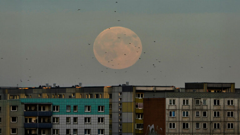 How the destroyed world ‘Theia’ became part of Earth and the Moon