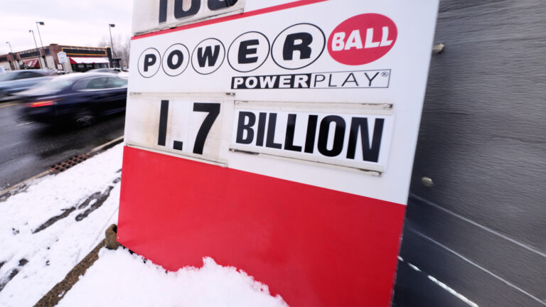 $1.8 Billion Powerball Jackpot Won on Christmas Eve in Arkansas