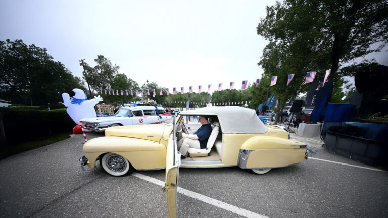 Batmobile in Kuwait: US Embassy Hosts Rare Car Show for America’s 250th