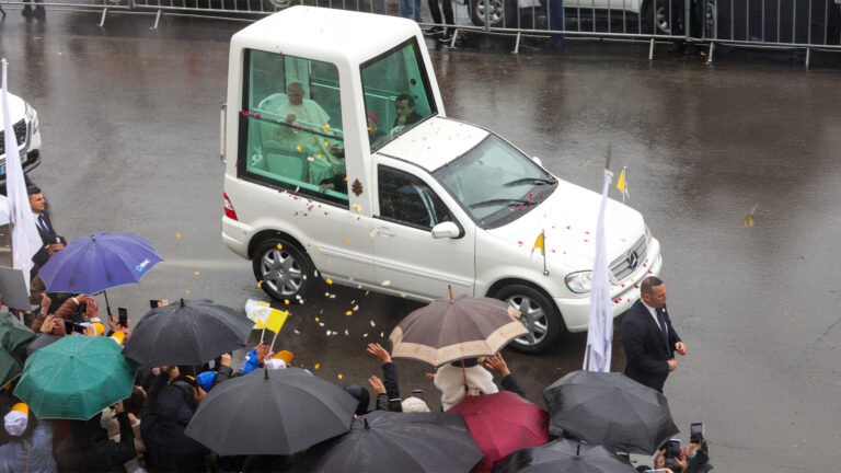 How Does the Pope Travel Around the World?