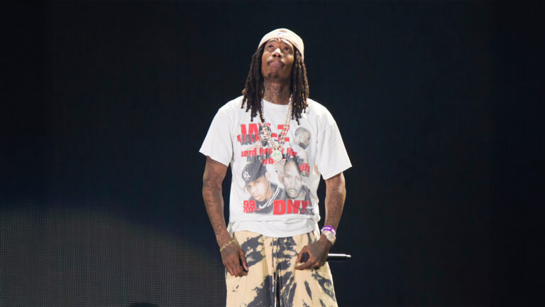 U.S. Rapper Wiz Khalifa Sentenced to 9 Months in Romanian Prison