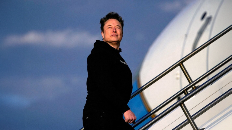 Elon Musk Suggests Buying Ryanair in Public Dispute