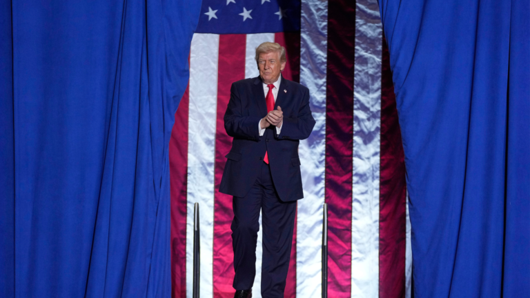 Trump Discusses Iran Threat in Iowa Speech