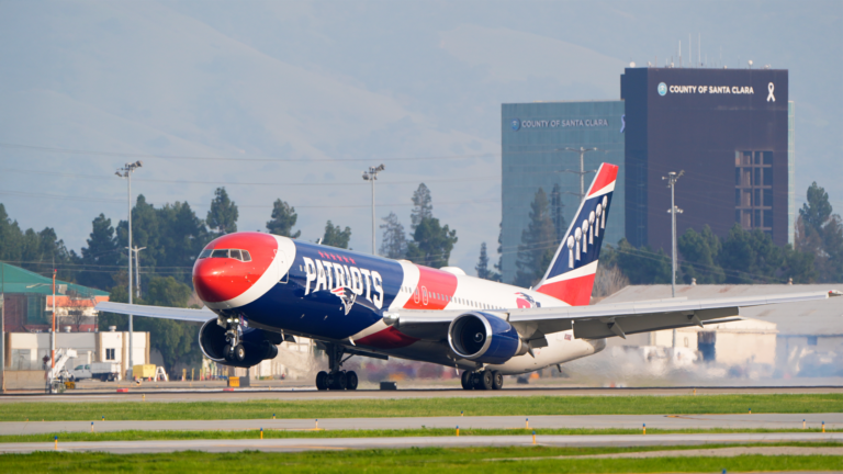 How Many Private Jets Fly to the Super Bowl