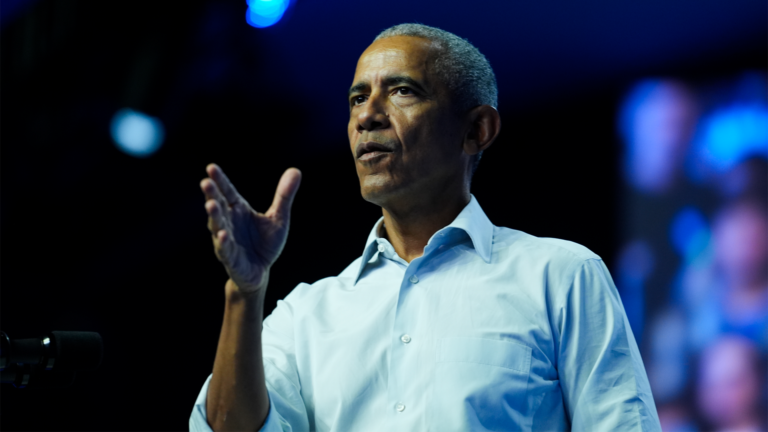 Obama Addresses Long-Running Alien Theories