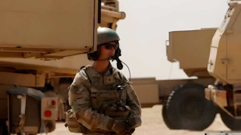 CENTCOM Commander Says U.S. Forces Hold Air Superiority Over Iran