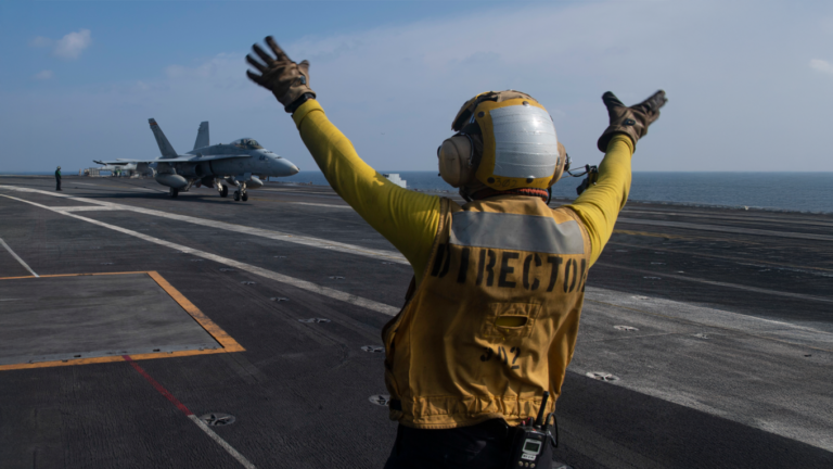 The Yellow Shirts Who Control Chaos on Aircraft Carriers