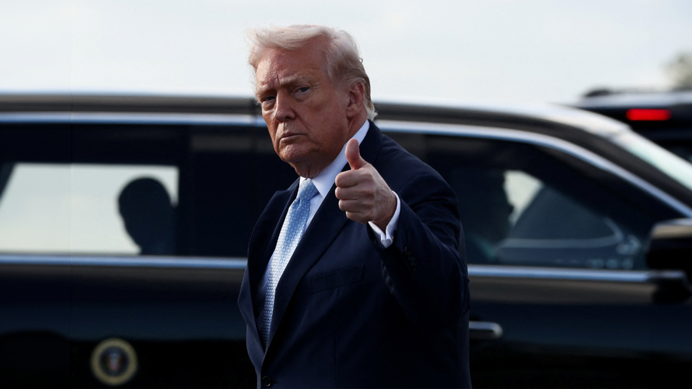 Trump Issues 48-Hour Ultimatum on Hormuz