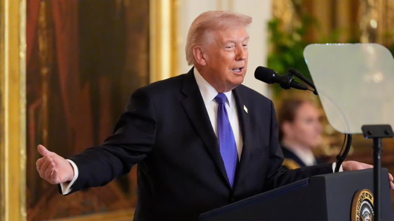 Donald Trump Awards Medal of Honor to Two Soldiers