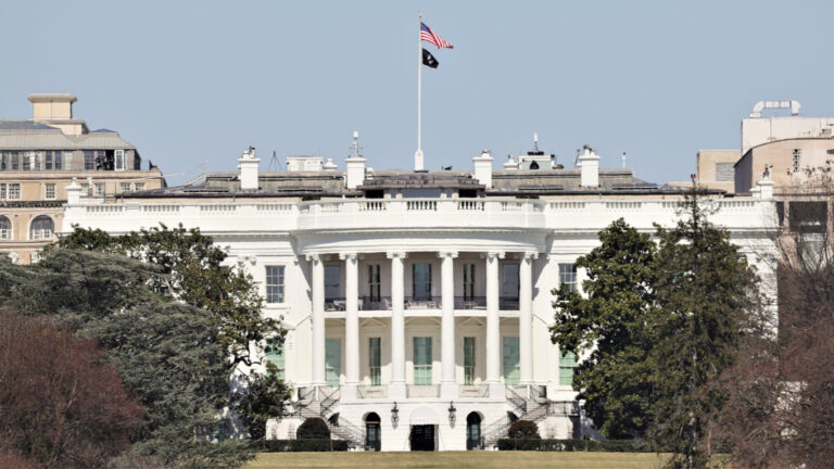 White House Post Sparks Confusion Online