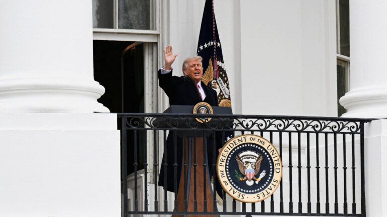 Trump Unveils Farm Aid, Loan Boost and Fuel Plan