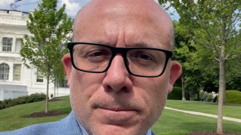 White House Sends Team to Iran Talks in Pakistan