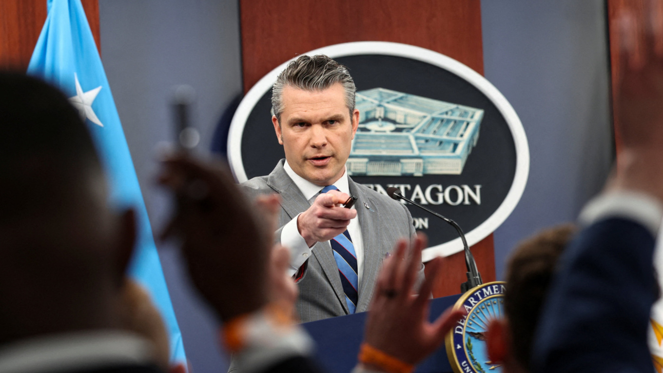 White House Sends Team to Iran Talks in Pakistan