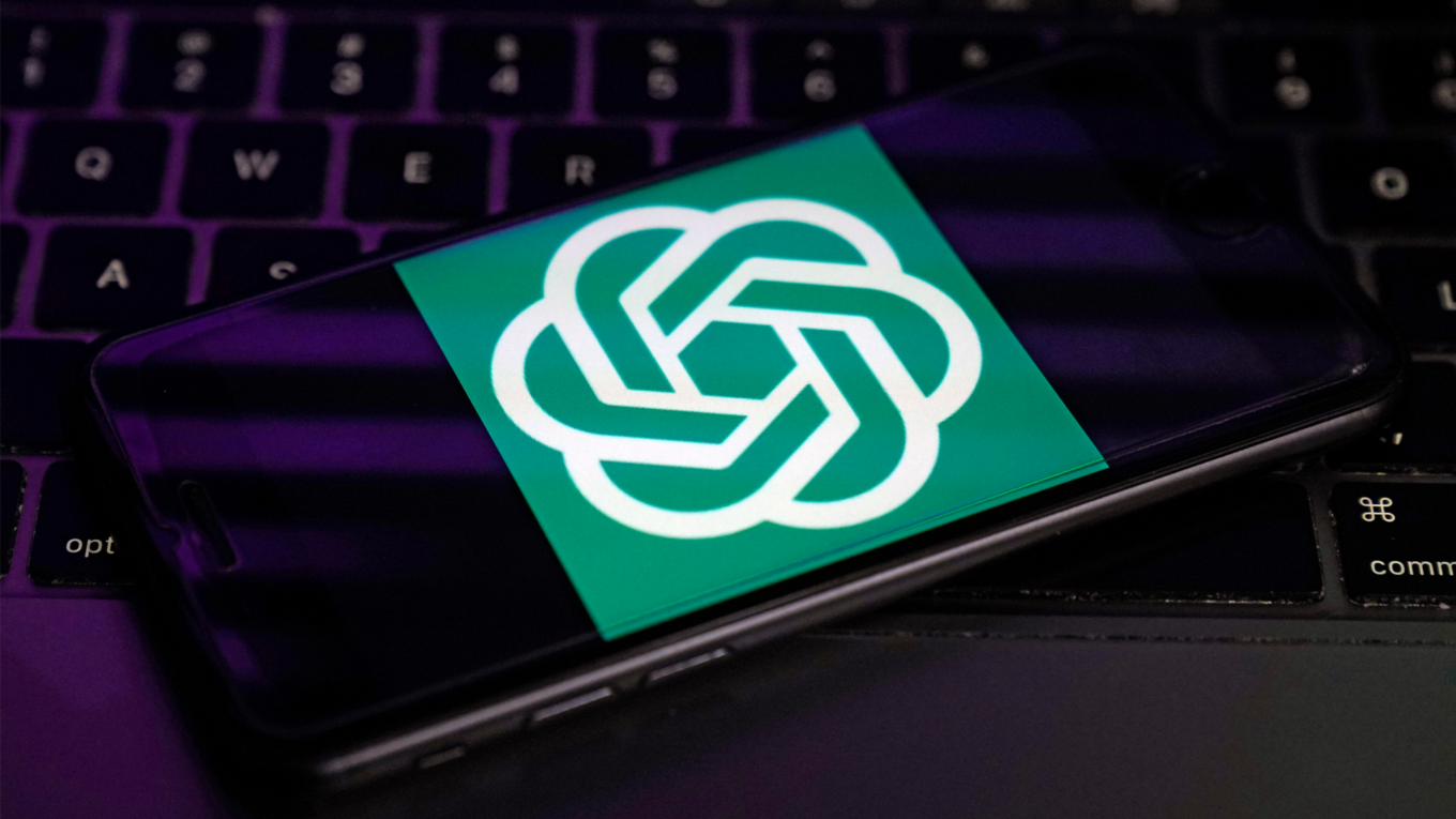 Are Tech Leaders Facing Risks Amid Growing AI Backlash?