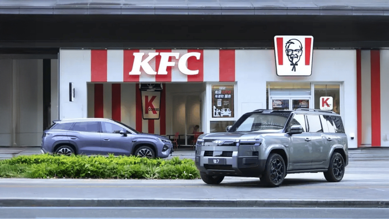BYD & KFC Launch 9-Minute EV “Feed and Fuel” Drive-Thrus
