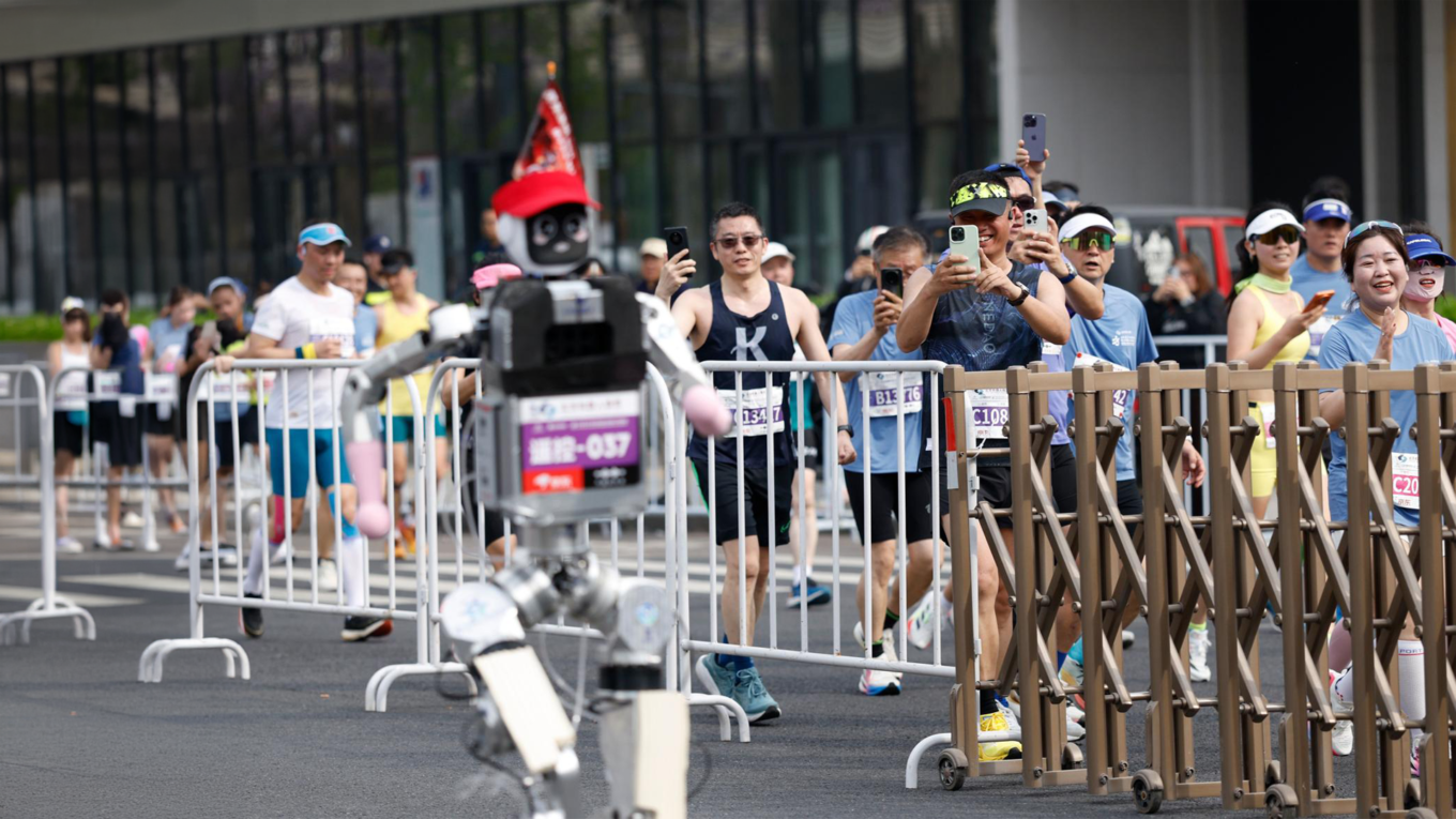 Humanoid Robots Are Now Beating Human Runners