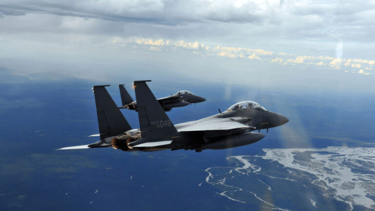 South Korea F-15K Pilot Selfie Led to Mid-Air Collision