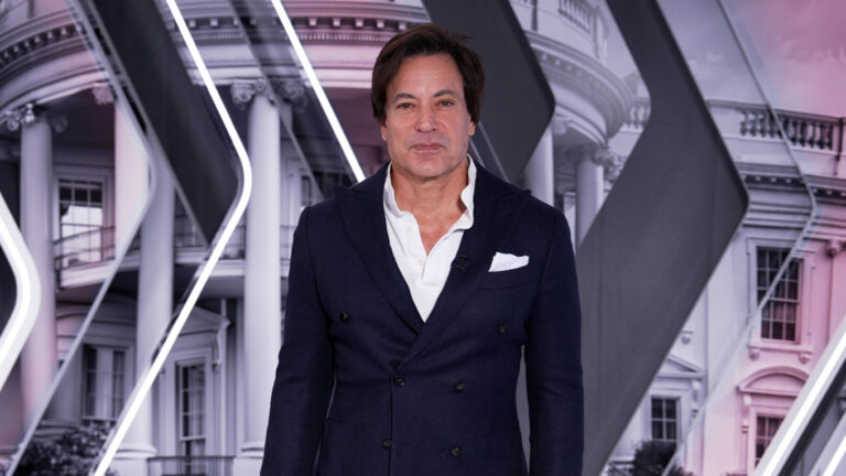 King Charles Visits White House, Walks Diplomatic Tightrope with Trump