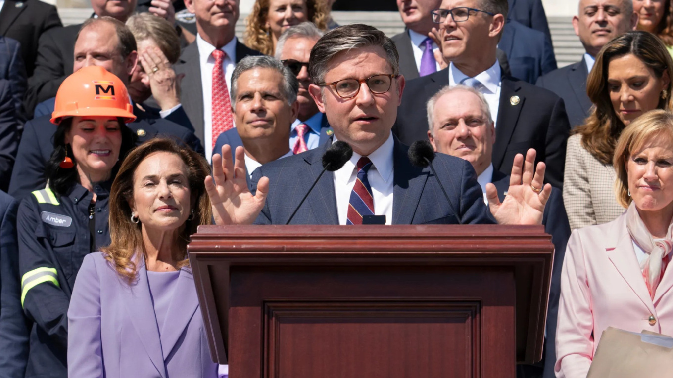 Senate Republicans Watch Supreme Court Ahead of Key Ruling
