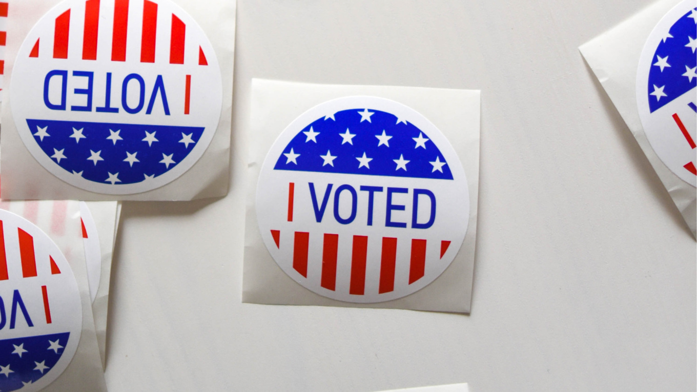 Virginia Voters Approve Redistricting Referendum