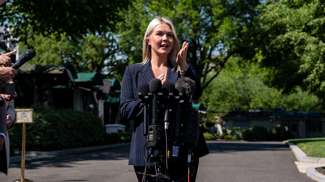 Karoline Leavitt Says Ceasefire Extended as Naval Blockade Continues